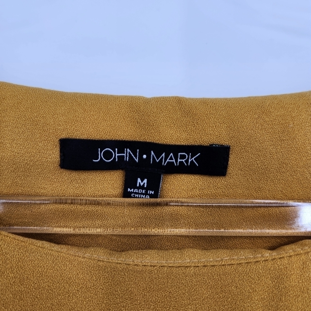 John Mark Cold Shoulder Boxy Blouse Womens Size Medium Gold Short Sleeve - Picture 4 of 7